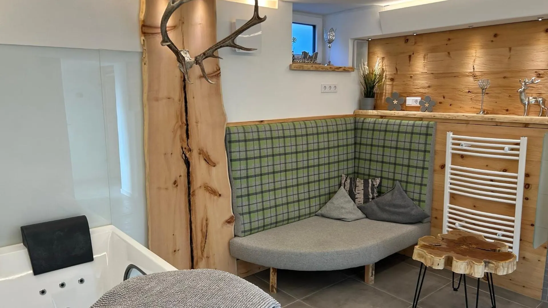 Ferienwohnung Im Usseltal - Zirben Spa - Monheimer Alb - Altmuehltal - Familie Geyer Daiting Monheim (Bavaria)